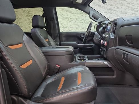 Used 2020 GMC Sierra 1500 AT4 w/ AT4 Premium Package AWD/4WD image 11
