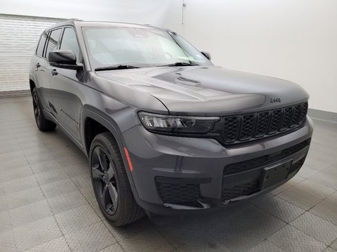 Used 2023 Jeep Grand Cherokee L Laredo RWD image 13