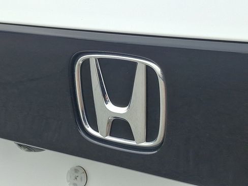 Used 2024 Honda Accord EX image 31