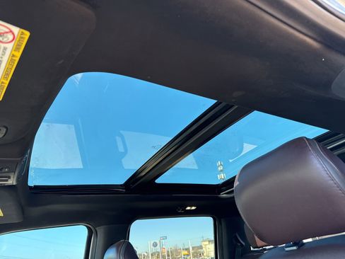 Used 2017 Ford F250 Platinum w/ Platinum Ultimate Package image 16