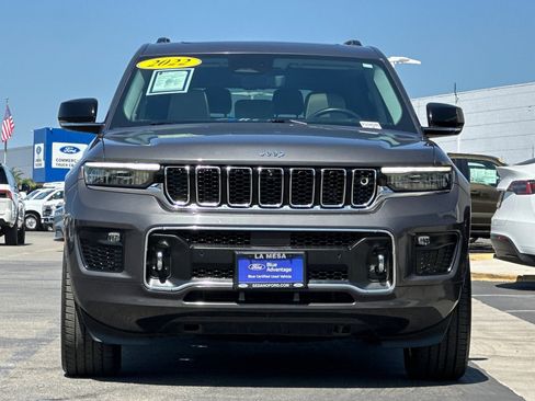 Used 2022 Jeep Grand Cherokee L Overland w/ Advanced Protech Group III AWD/4WD image 8
