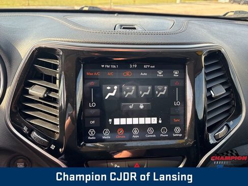 Used 2020 Jeep Cherokee Limited image 28