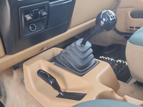Used 1998 Jeep Wrangler Sahara AWD/4WD image 12
