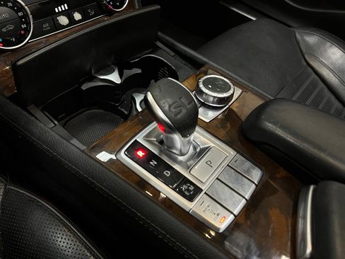 Used 2013 Mercedes-Benz SL 550 ROADSTER image 33