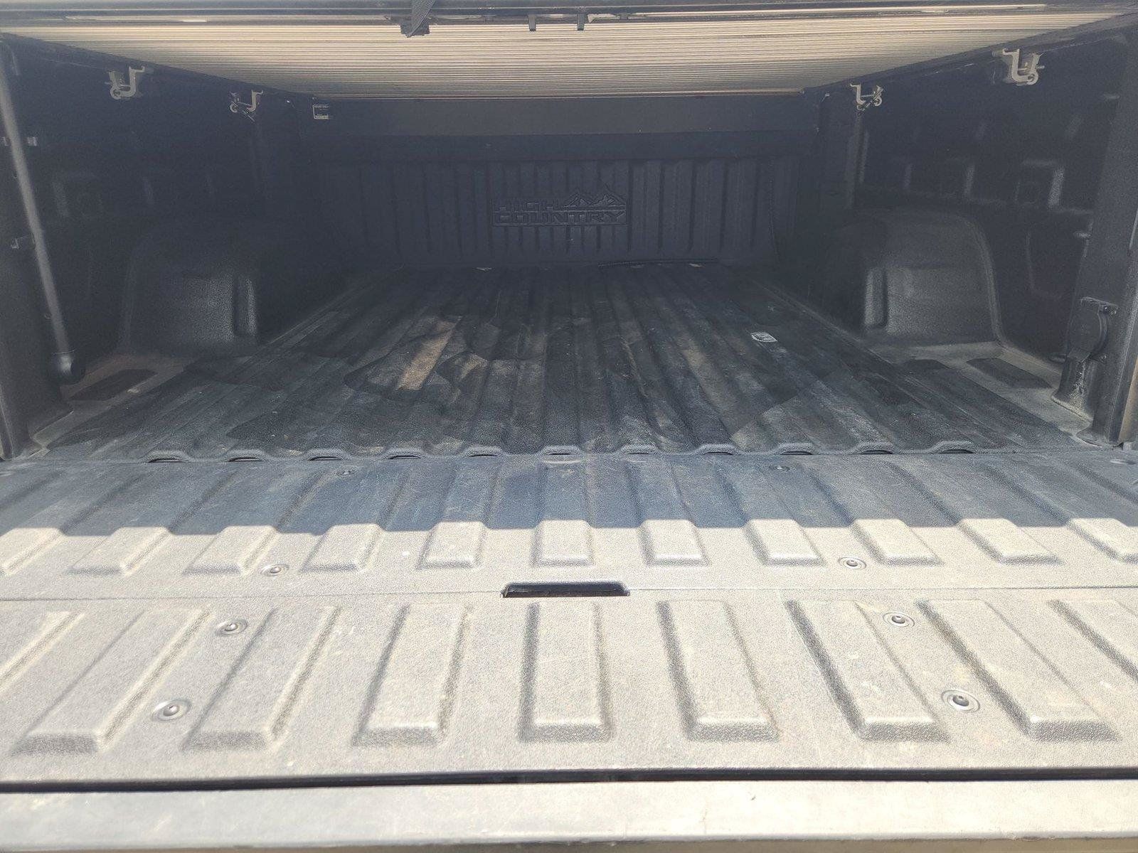 Used 2022 Chevrolet Silverado 1500 High Country AWD/4WD image 27