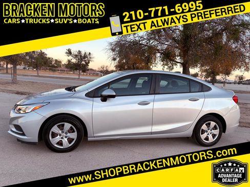 Used 2018 Chevrolet Cruze LS image 1