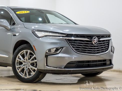 Used 2023 Buick Enclave Essence w/ Experience Buick Package image 2