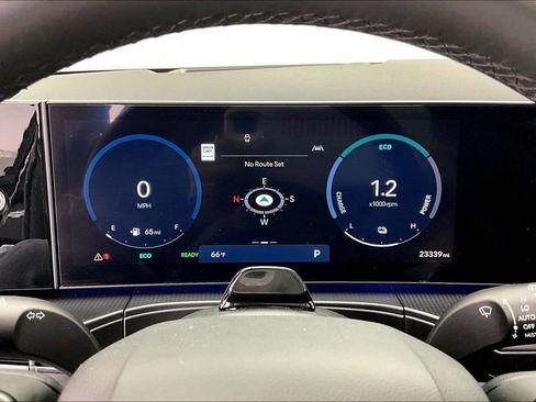 Used 2025 Hyundai Santa Fe Calligraphy image 20