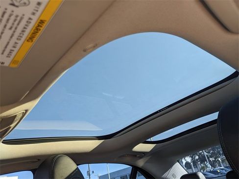 Used 2018 Mercedes-Benz E 300 image 16