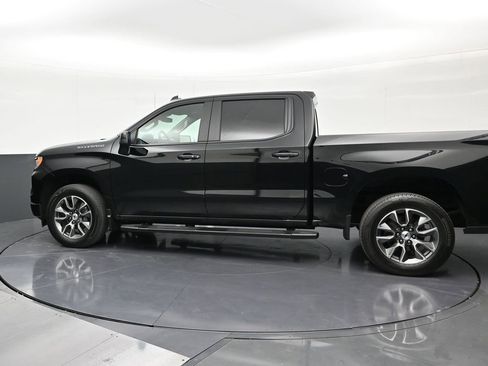 Used 2025 Chevrolet Silverado 1500 RST RWD image 2