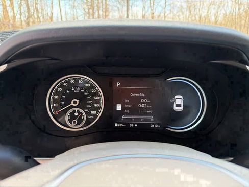 Used 2026 Genesis G70 2.5T Prestige image 22