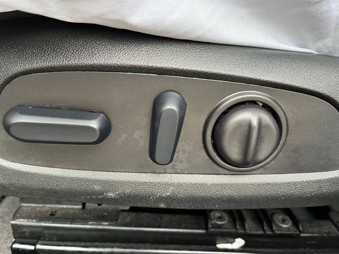 Used 2024 Chevrolet Malibu LT image 22