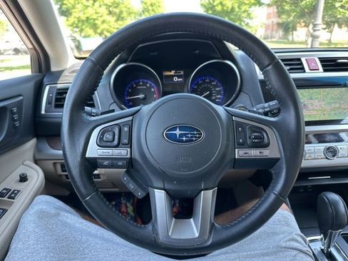 Used 2017 Subaru Outback 2.5i Limited AWD/4WD image 38