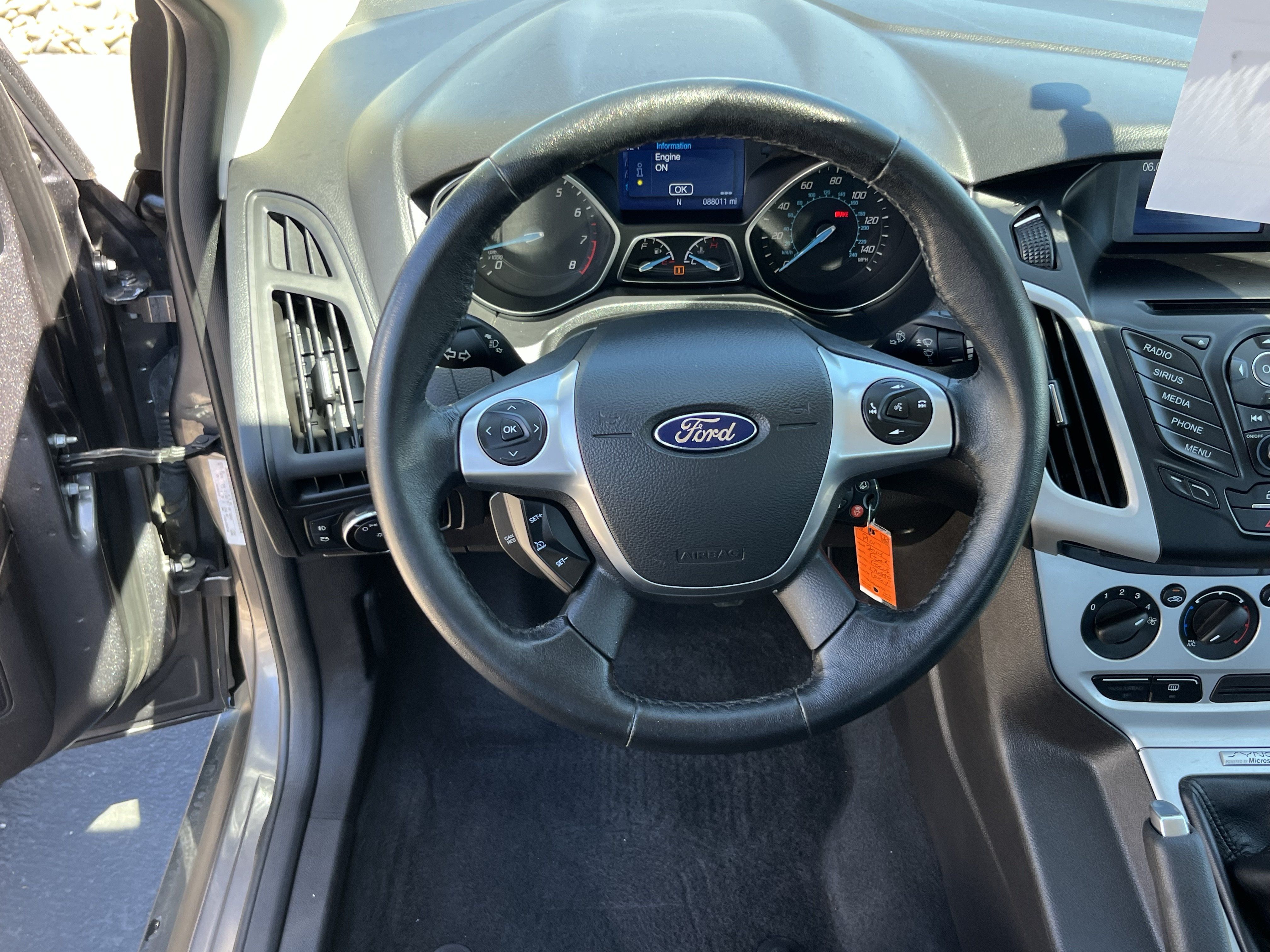 Used 2014 Ford Focus SE w/ Equipment Group 201A FWD image 10