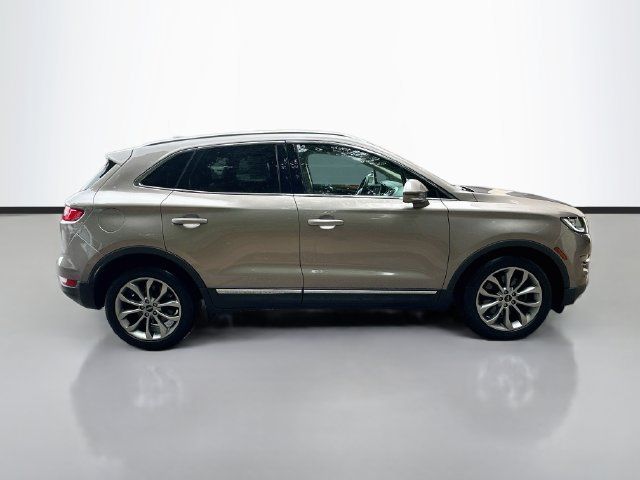 Used 2019 Lincoln MKC Select w/ Select Plus Package FWD image 5