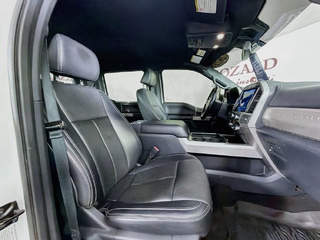 Certified 2022 Ford F250 Lariat w/ Tremor Off-Road Package AWD/4WD image 32