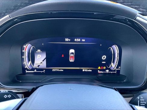 Used 2025 INFINITI QX60 Luxe image 28