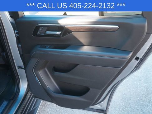 Used 2025 Chevrolet Tahoe LT AWD/4WD image 24
