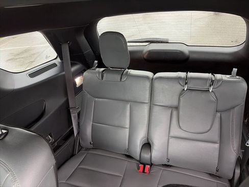 Used 2020 Ford Explorer XLT w/ Comfort Package AWD/4WD image 49