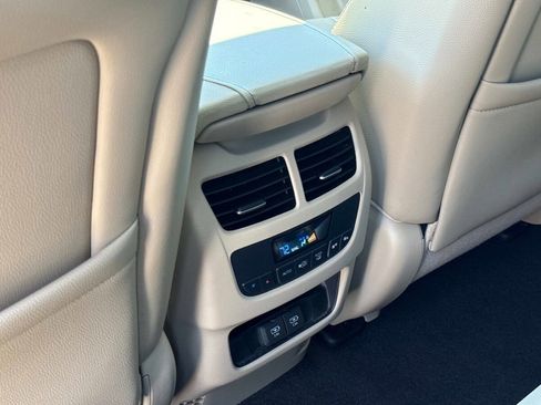 Used 2020 Acura MDX SH-AWD w/ Technology Package image 16