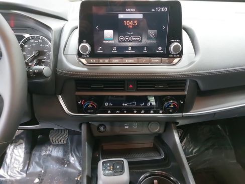 New 2026 Nissan Rogue SV AWD/4WD image 21