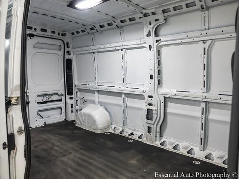 Used 2023 RAM ProMaster 2500 FWD image 18