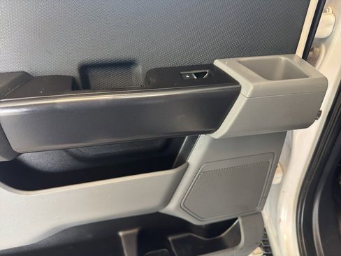 Used 2022 Ford F150 XL w/ Trailer Tow Package image 11