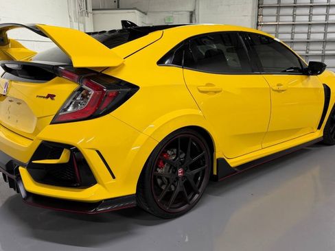 Used 2021 Honda Civic Type R Limited image 15
