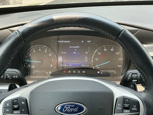 Used 2021 Ford Explorer XLT w/ Equipment Group 202A AWD/4WD image 14