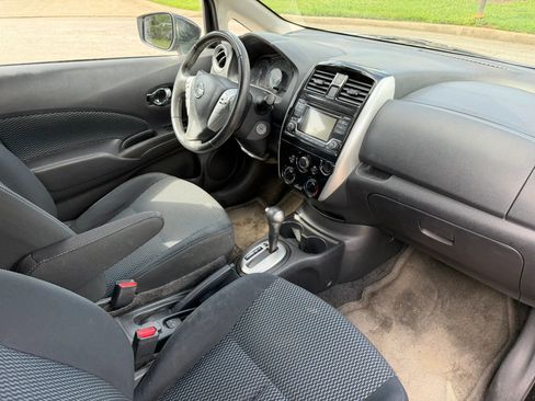 Used 2016 Nissan Versa Note SV FWD image 11