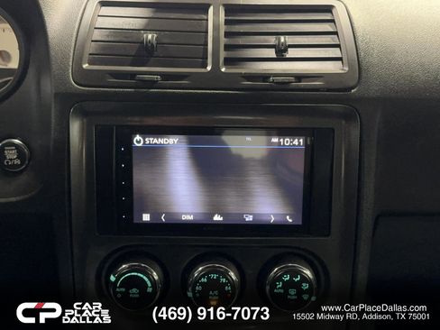 Used 2014 Dodge Challenger SXT RWD image 30