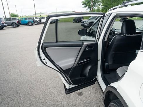 Used 2017 Toyota RAV4 Limited FWD image 14