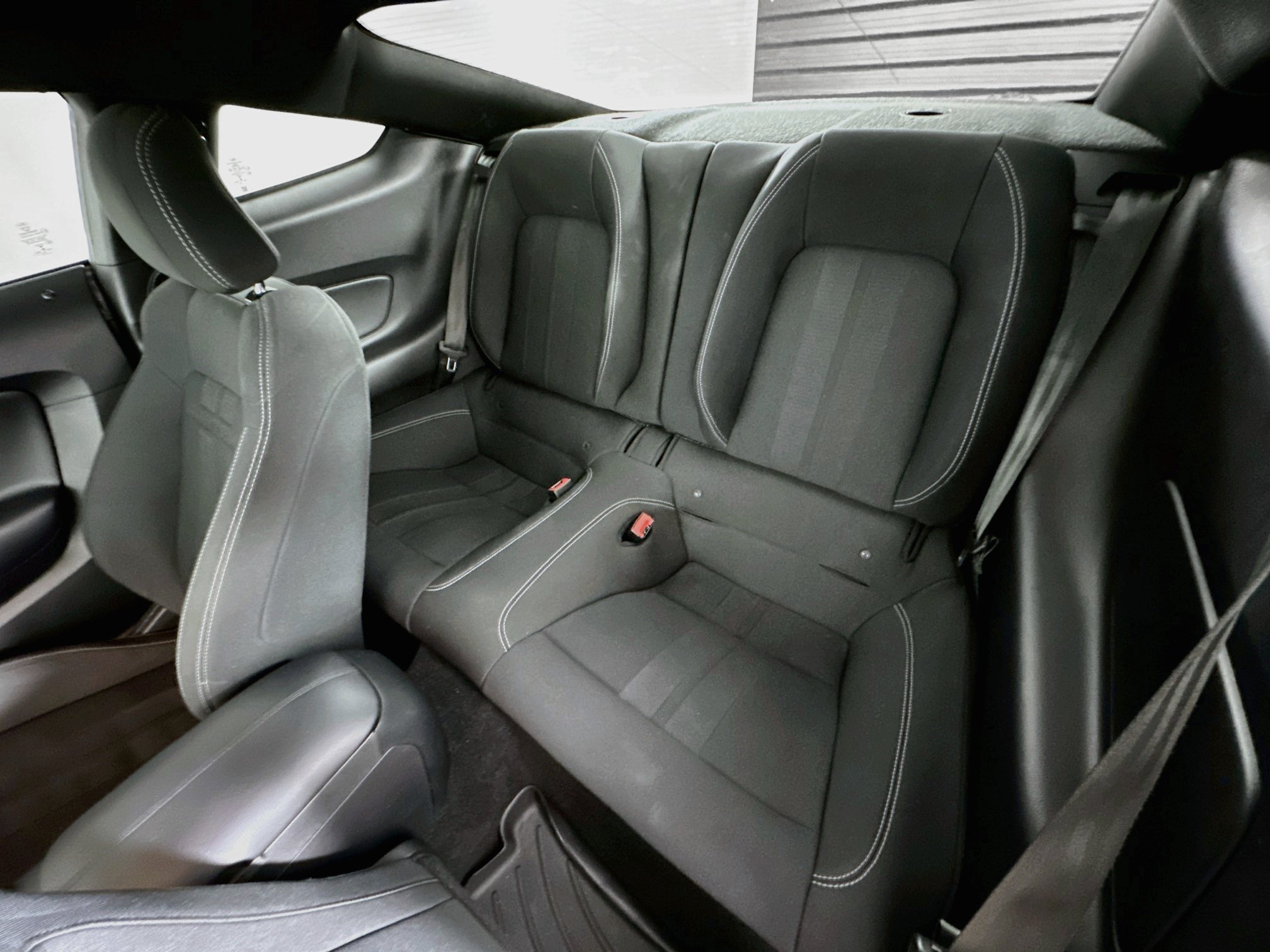 Used 2020 Ford Mustang GT RWD image 24