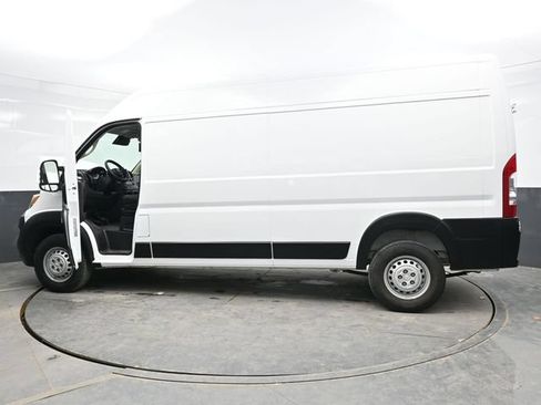 Used 2025 RAM ProMaster 2500 w/ Convenience Group FWD image 41