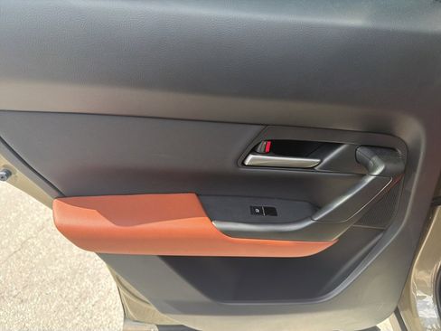 Used 2023 MAZDA CX-50 AWD 2.5 Turbo w/ Premium Pkg image 13