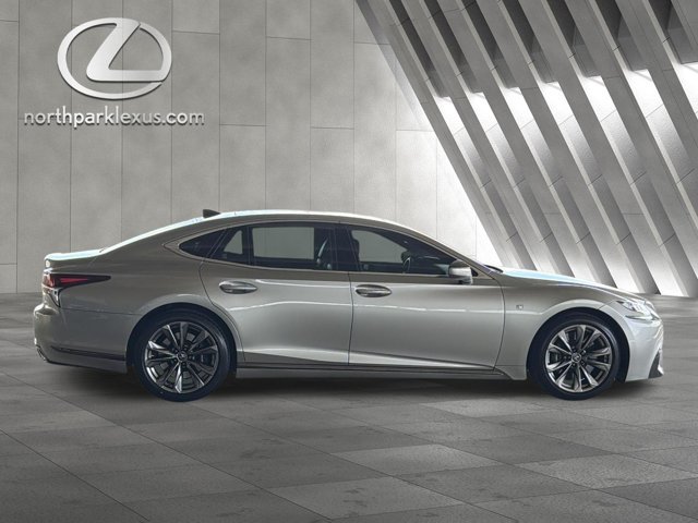 Used 2018 Lexus LS 500 F Sport w/ Accessory Package (Z2) RWD image 4