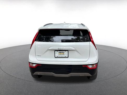 Used 2024 Kia Niro Wind FWD image 6