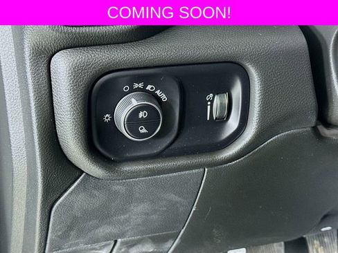 Used 2024 RAM 3500 Tradesman w/ Chrome Appearance Group image 12