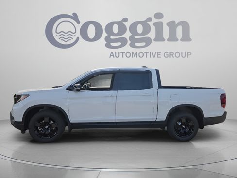 New 2026 Honda Ridgeline Black Edition image 2