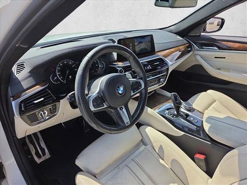 Used 2018 BMW M550i xDrive AWD/4WD image 10