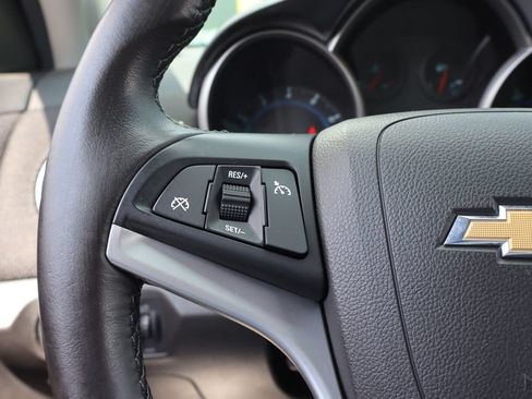 Used 2014 Chevrolet Cruze LT FWD image 7