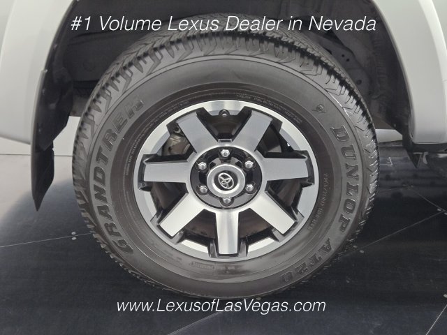 Used 2023 Toyota 4Runner TRD Off-Road Premium w/ Off Road Premium Plus Package AWD/4WD image 10