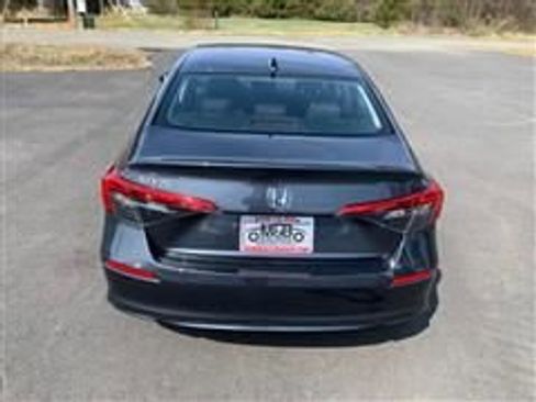 Used 2023 Honda Civic LX image 5