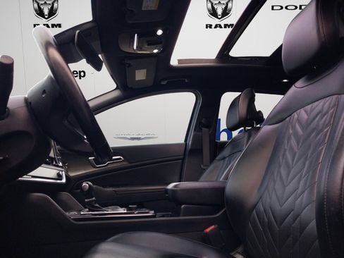 Used 2023 Kia Sportage X-Line w/ X-Line Premium Package image 8