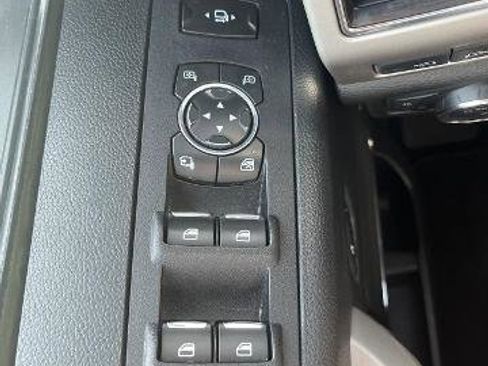 Certified 2019 Ford F250 Lariat w/ Chrome Package AWD/4WD image 11