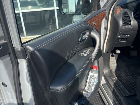 Used 2020 Nissan Armada SL w/ Premium Package image 11