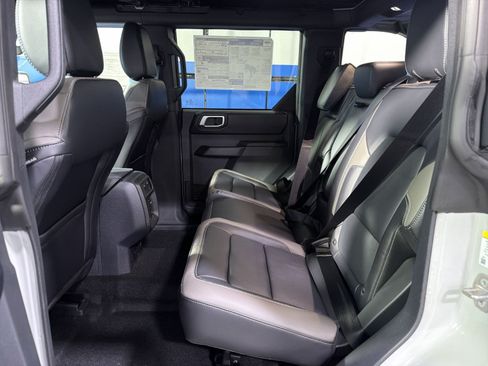 New 2026 Ford Bronco Outer Banks AWD/4WD image 30