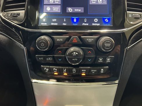 Used 2020 Jeep Grand Cherokee Summit w/ Platinum Series Group AWD/4WD image 23