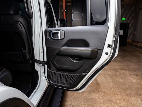 Used 2024 Jeep Wrangler Unlimited Rubicon 392 image 37