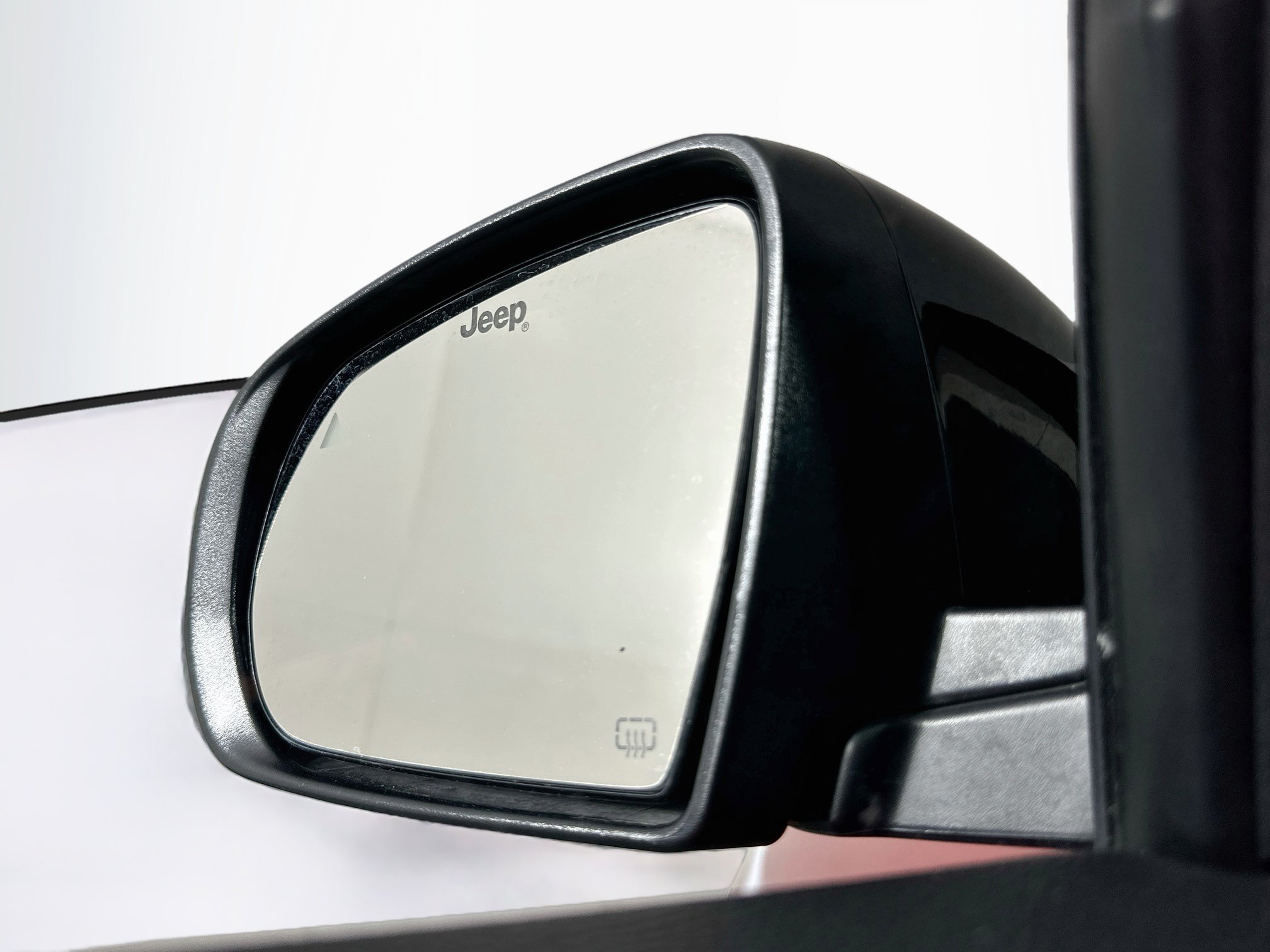 Used 2025 Jeep Compass Limited AWD/4WD image 16